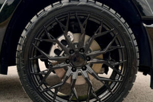 dodge_ram_stancewheels_xt1_24x10_glossblack_6